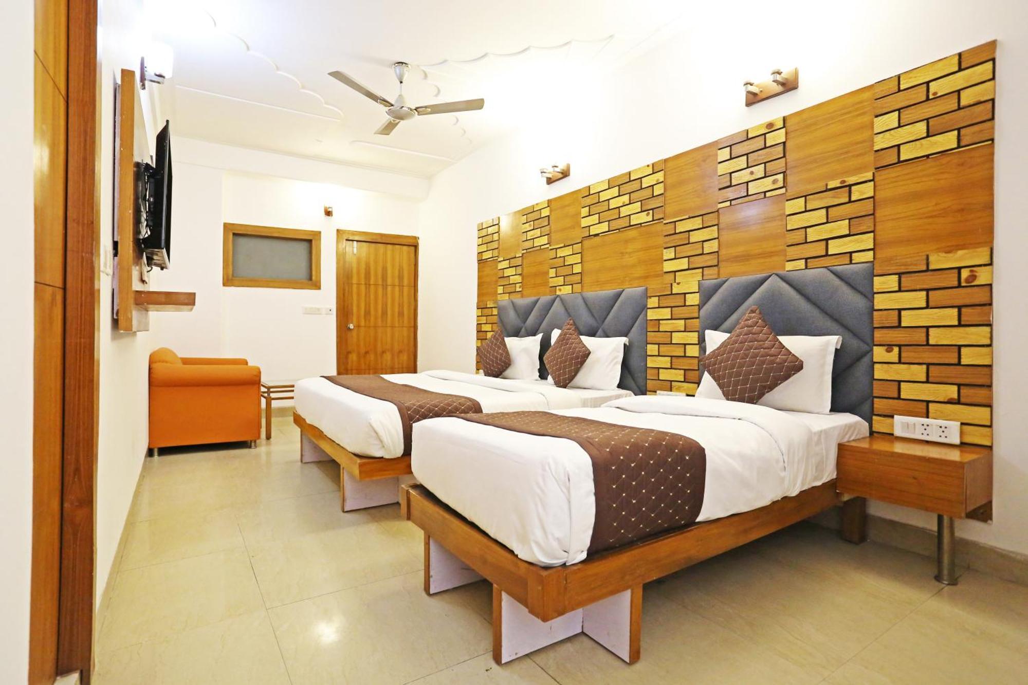 نيودلهي Hotel Ambrosia - A Boutique Hotel المظهر الخارجي الصورة
